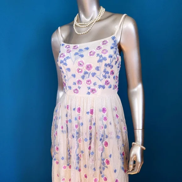 🆕️🪻MAYA DELUXE Floral Embroidered Maxi Dress w/ Sequin Embellishments // (NWT)